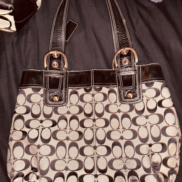 Coach Handbag Large - Picture 4 of 6